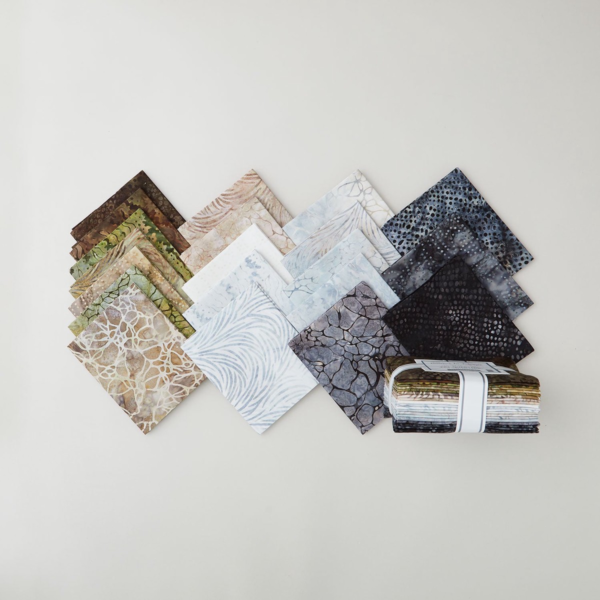 artisan-batiks-patterns-in-nature-fat-quarter-bundle
