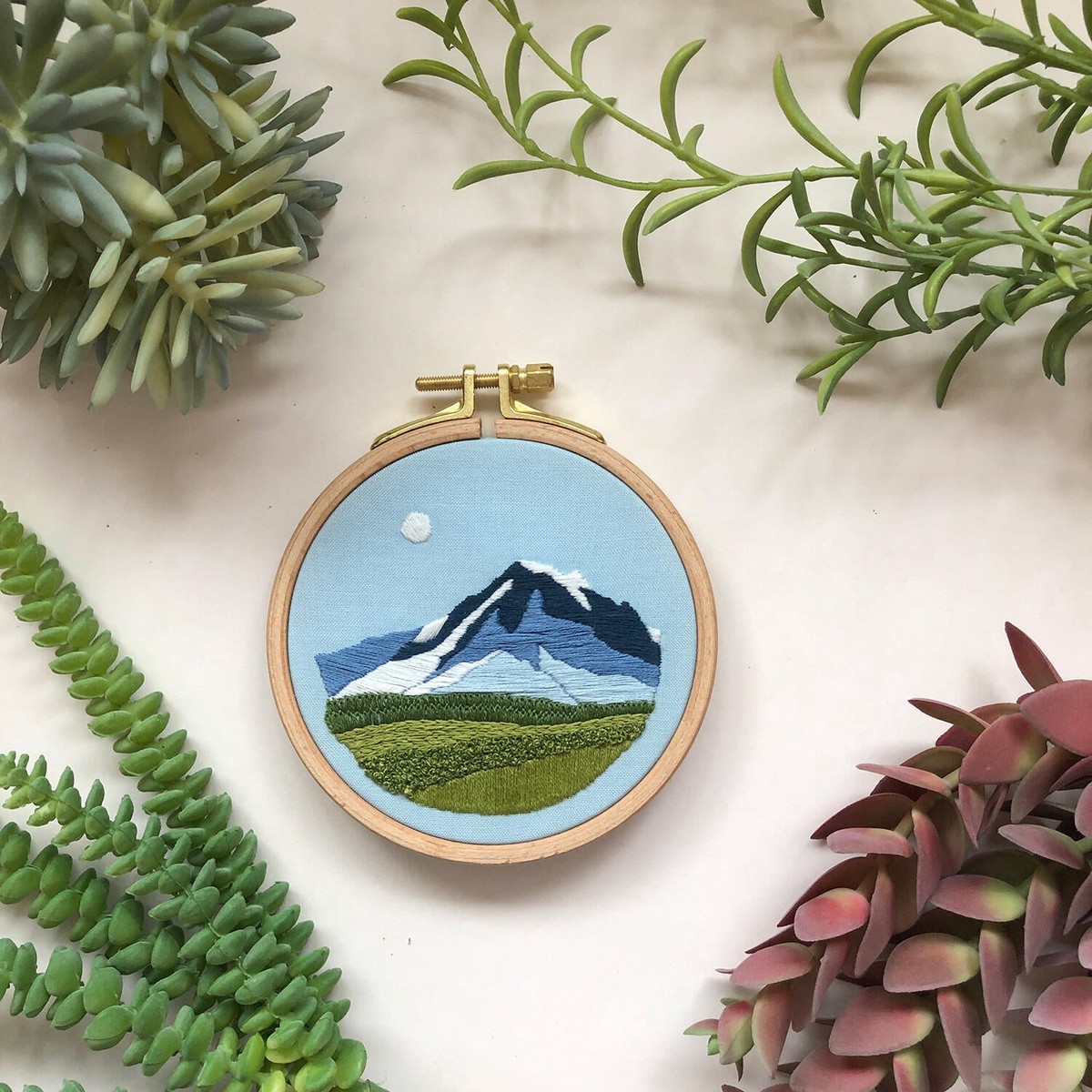 mountain-view-embroidery-kit