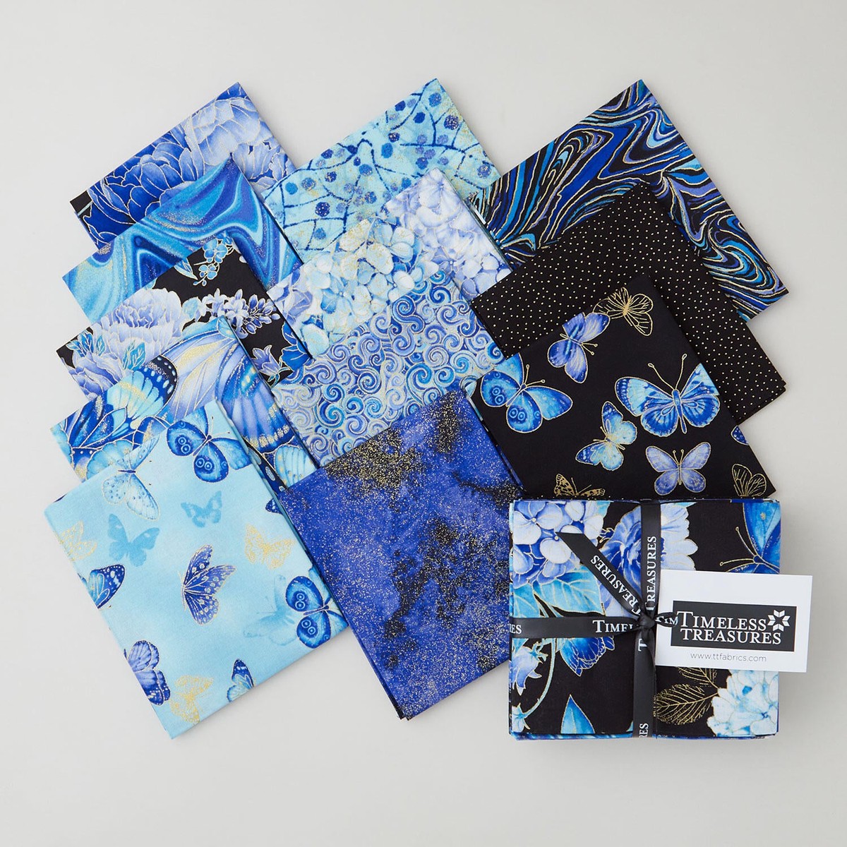 escapade-metallic-fat-quarter-bundle