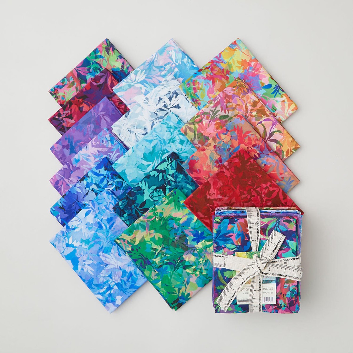 artful-blooms-favorites-15-piece-fat-quarter-bundle