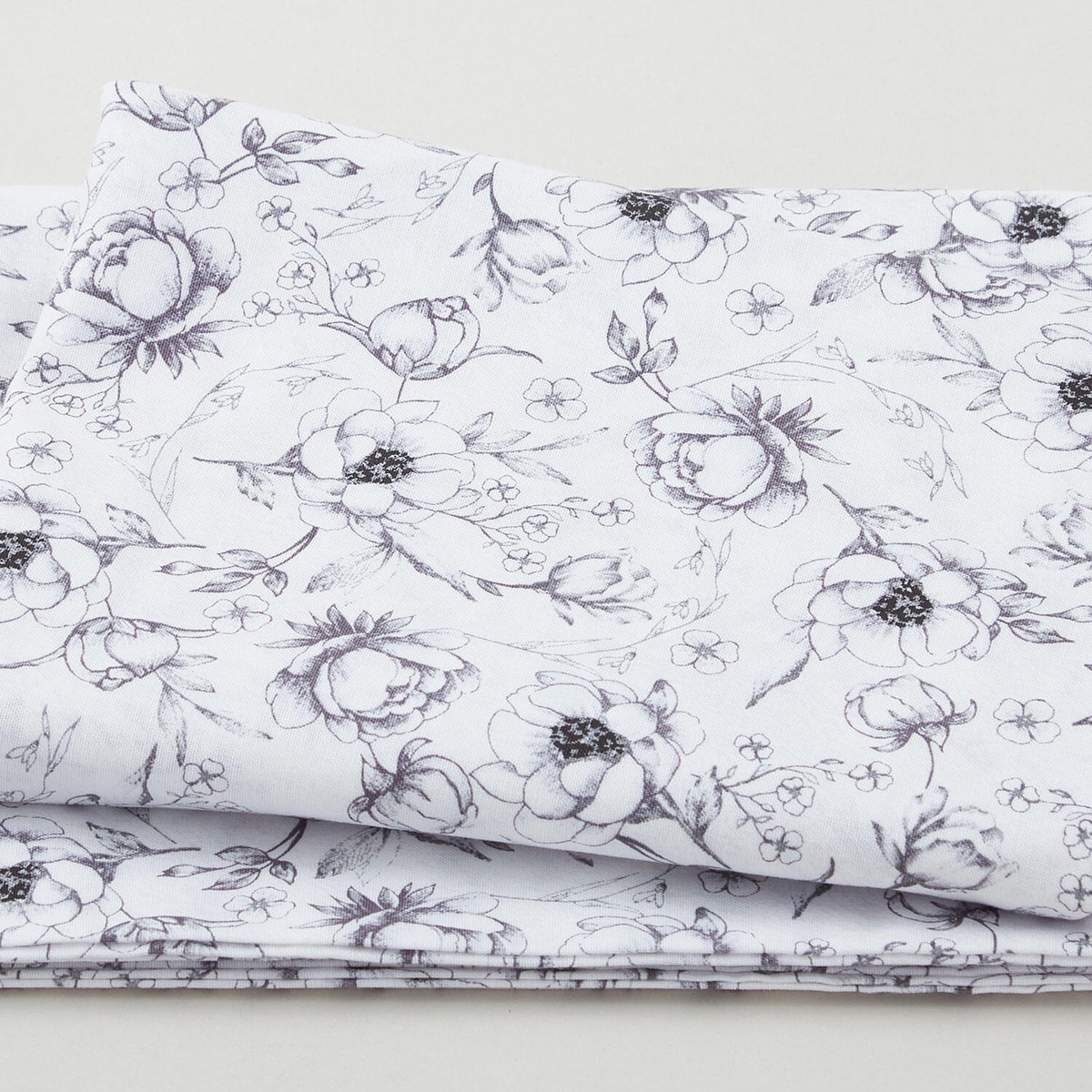 roses-white-2-yard-cut